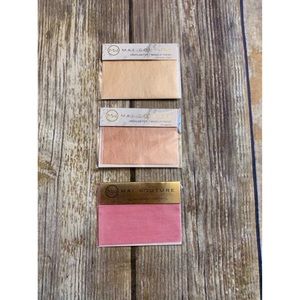 Mai Couture Makeup Paper